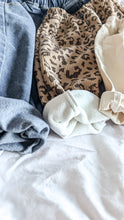 Load image into Gallery viewer, Leopard Slouchies