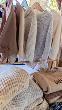 Load image into Gallery viewer, Oversized Chunky Knit in Beige Speckled