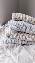 Load image into Gallery viewer, Oversized Chunky Knit in Beige Speckled
