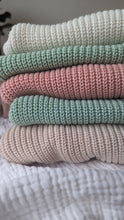 Load image into Gallery viewer, Oversized Chunky Knit in Bubblegum