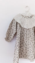 Load image into Gallery viewer, Floral Vintage Dress
