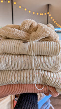Load image into Gallery viewer, Oversized Chunky Knit in Beige Speckled