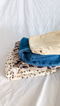 Load image into Gallery viewer, Leopard spotted slouchies