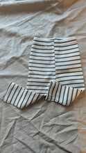 Load image into Gallery viewer, Ribbed Leggings