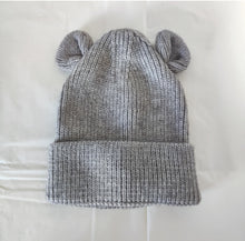 Load image into Gallery viewer, Bear Beanie