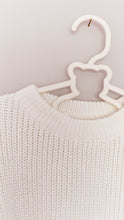 Load image into Gallery viewer, Oversized Chunky Knit in White
