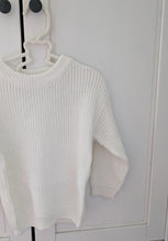 Load image into Gallery viewer, Oversized Chunky Knit in White
