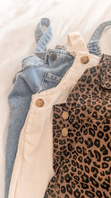 Load image into Gallery viewer, Leopard Dungs

