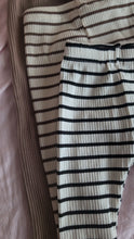 Load image into Gallery viewer, Ribbed Leggings
