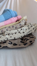 Load image into Gallery viewer, Leopard spotted slouchies
