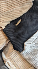 Load image into Gallery viewer, Oversized Chunky Knit in Black
