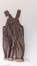 Load image into Gallery viewer, Leopard Dungs
